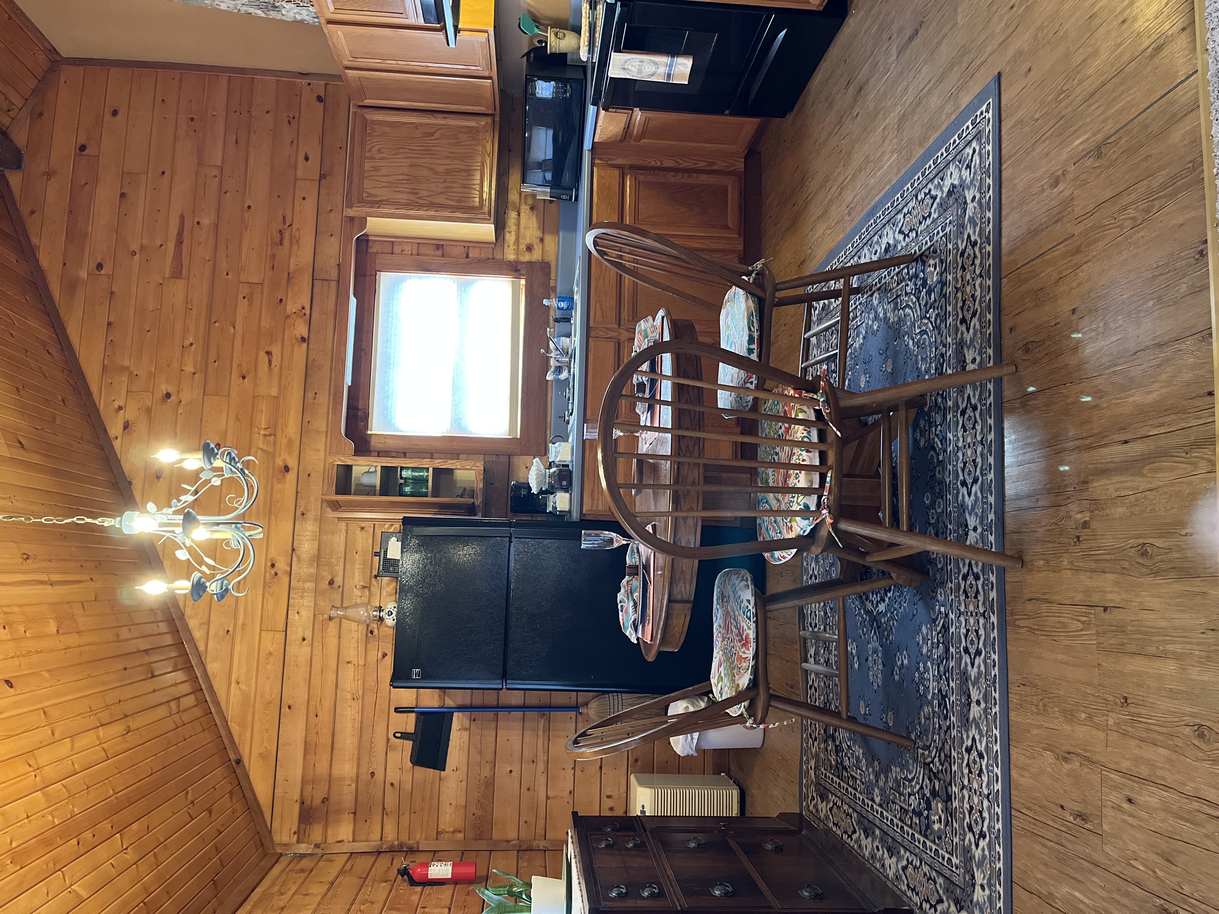 73205038958_FCAE5833-17E6-4C9B-990E-B84F280A4DF6 cabin rental kitchen