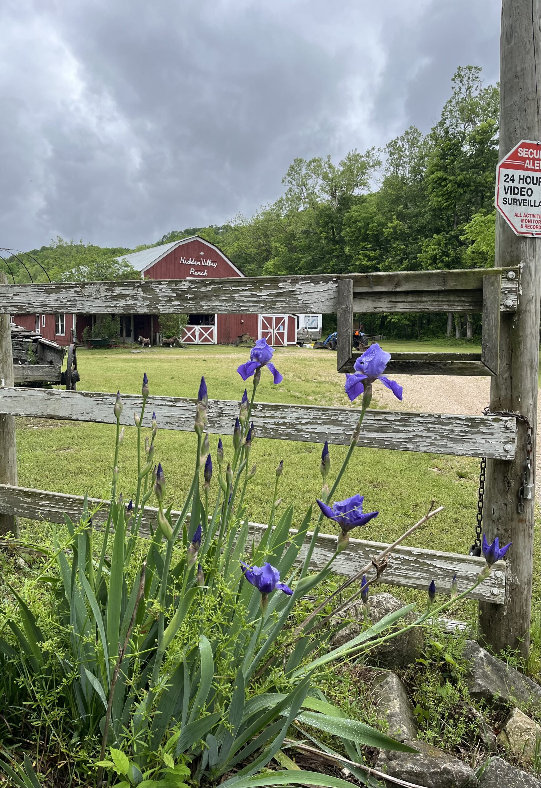 exterior of hidden valley guest ranch